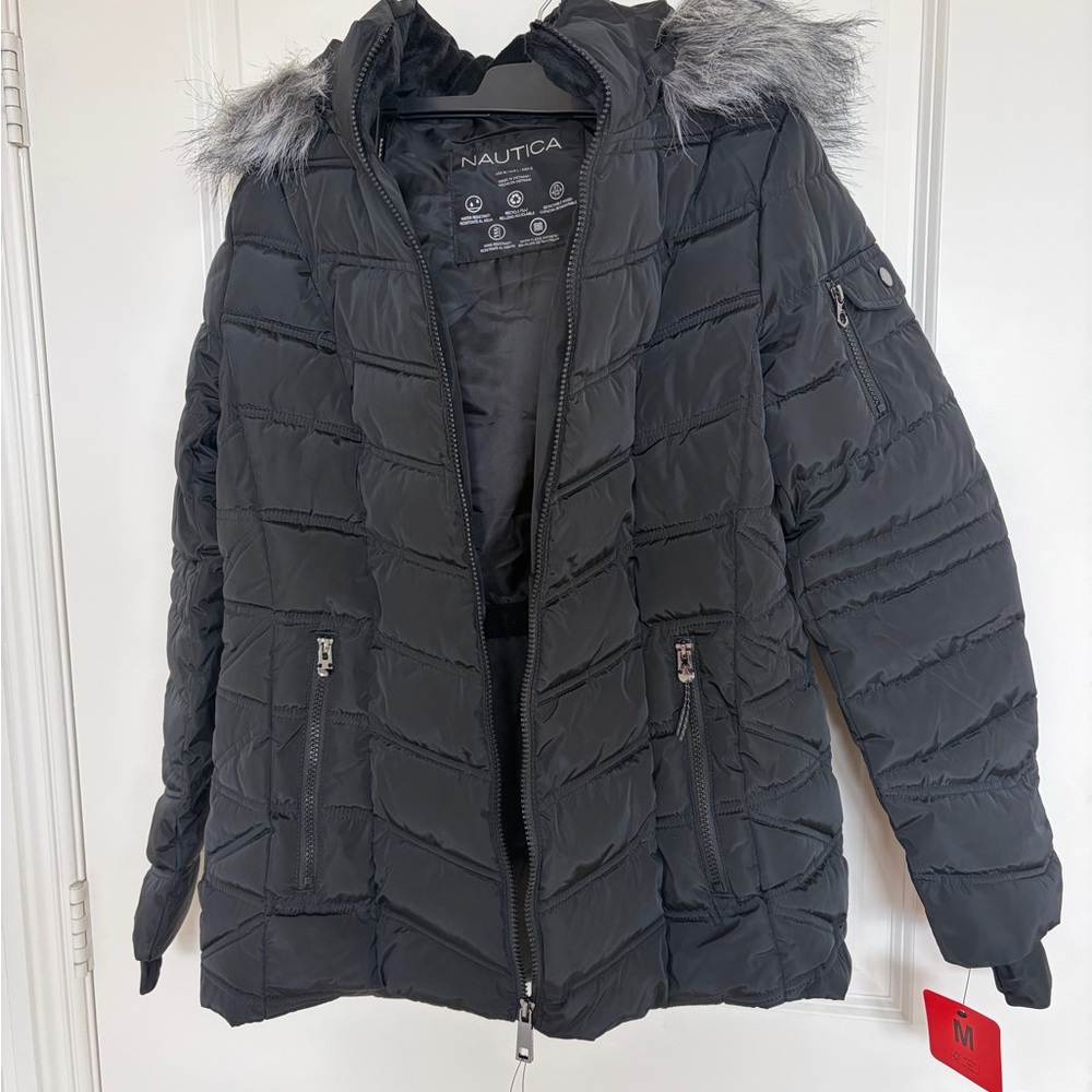 ❤️New Nautica Ladies Puffer with Faux Fur Hood BLACK color Size M - Picture 6 of 8